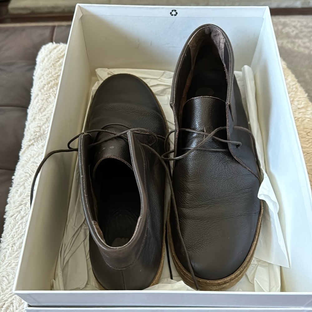 Vince. Men’s leather shoes.